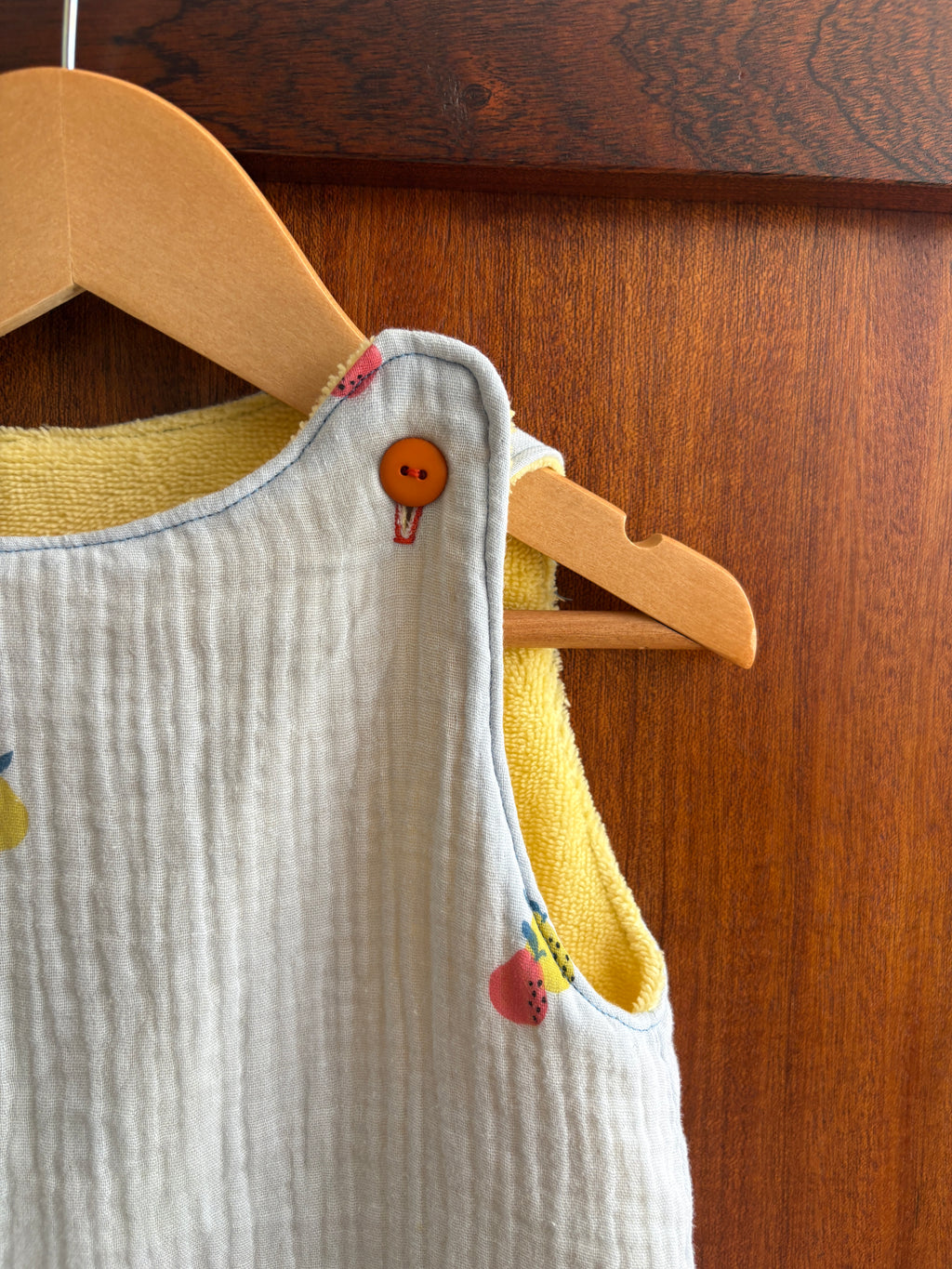 Salopette reversible Peertjes mousseline/gele badstof