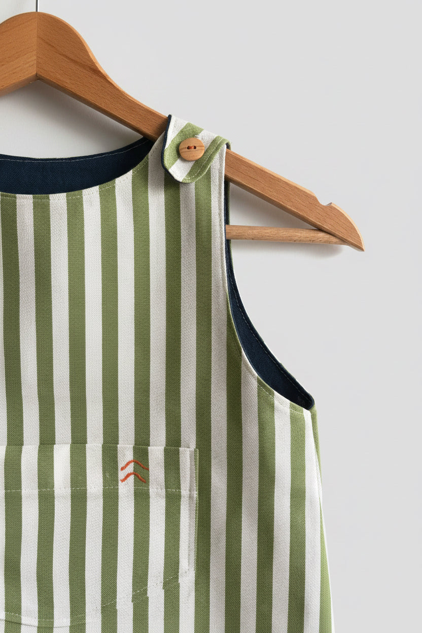 Salopette van groen gestreept denim